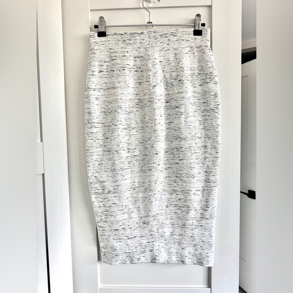 ARITZIA WILFRED Lis Pencil Skirt Marble White Grey Speckle Size Small - Picture 2 of 9